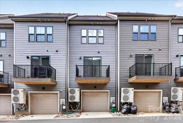 $2,700 | 530 Billingsley Road, Charlotte, NC 28211