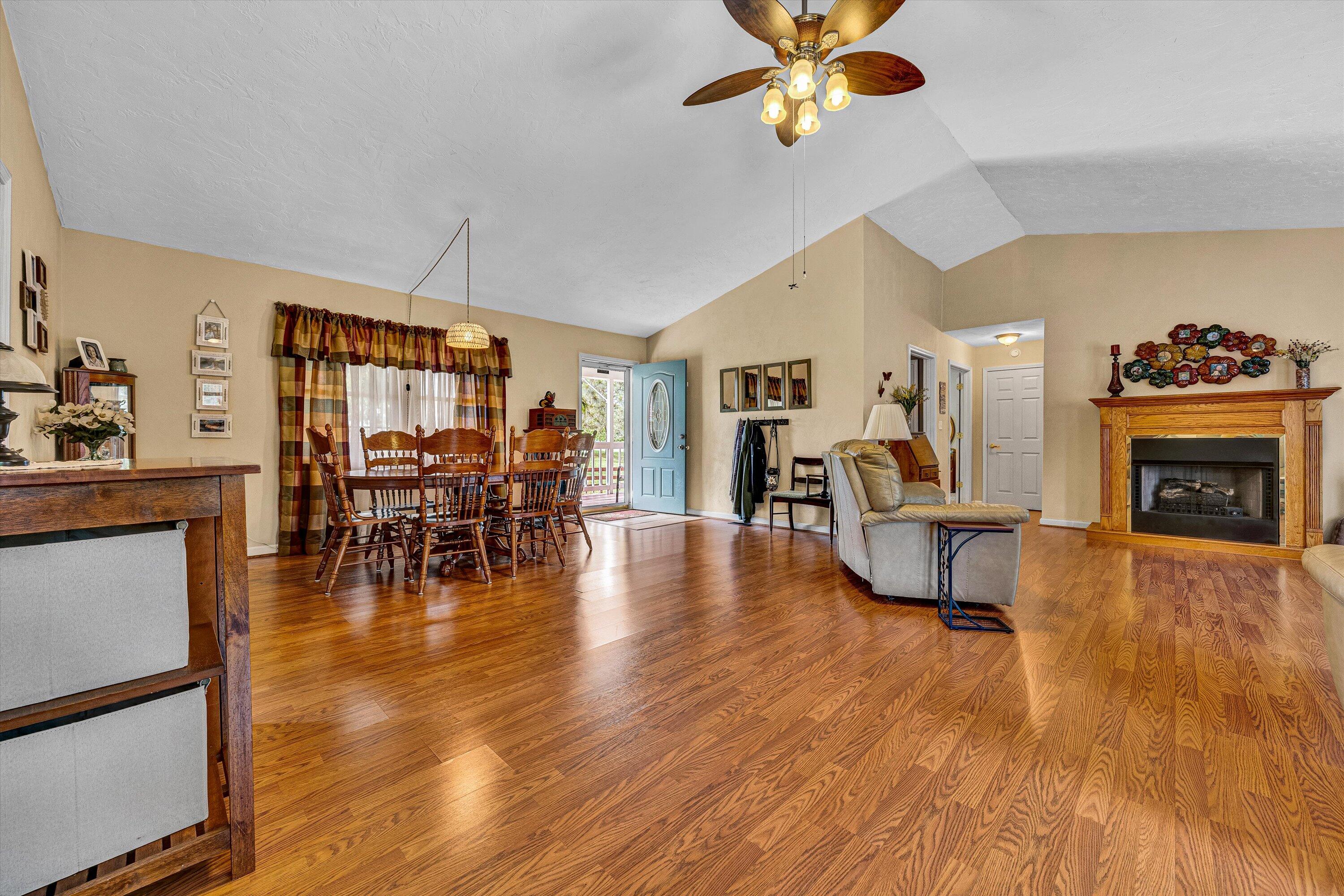 5461 Meadors Spur Road Moneta, VA 24121 - Photo 7 of 56 07-SGM-09970