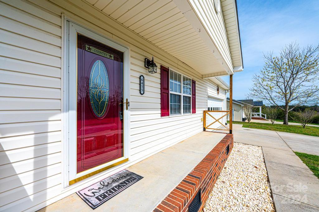 6455 Ridgeview Circle Granite Falls, NC 28630 - Photo 6 of 27 Gallery Image 6