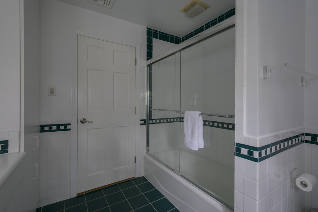 82 Bloomfield Street Lexington, MA 02421 - Photo 27 of 30