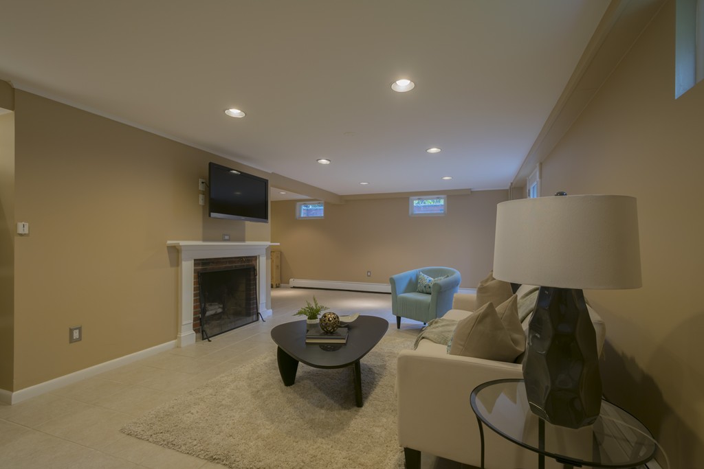 82 Bloomfield Street Lexington, MA 02421 - Photo 28 of 30