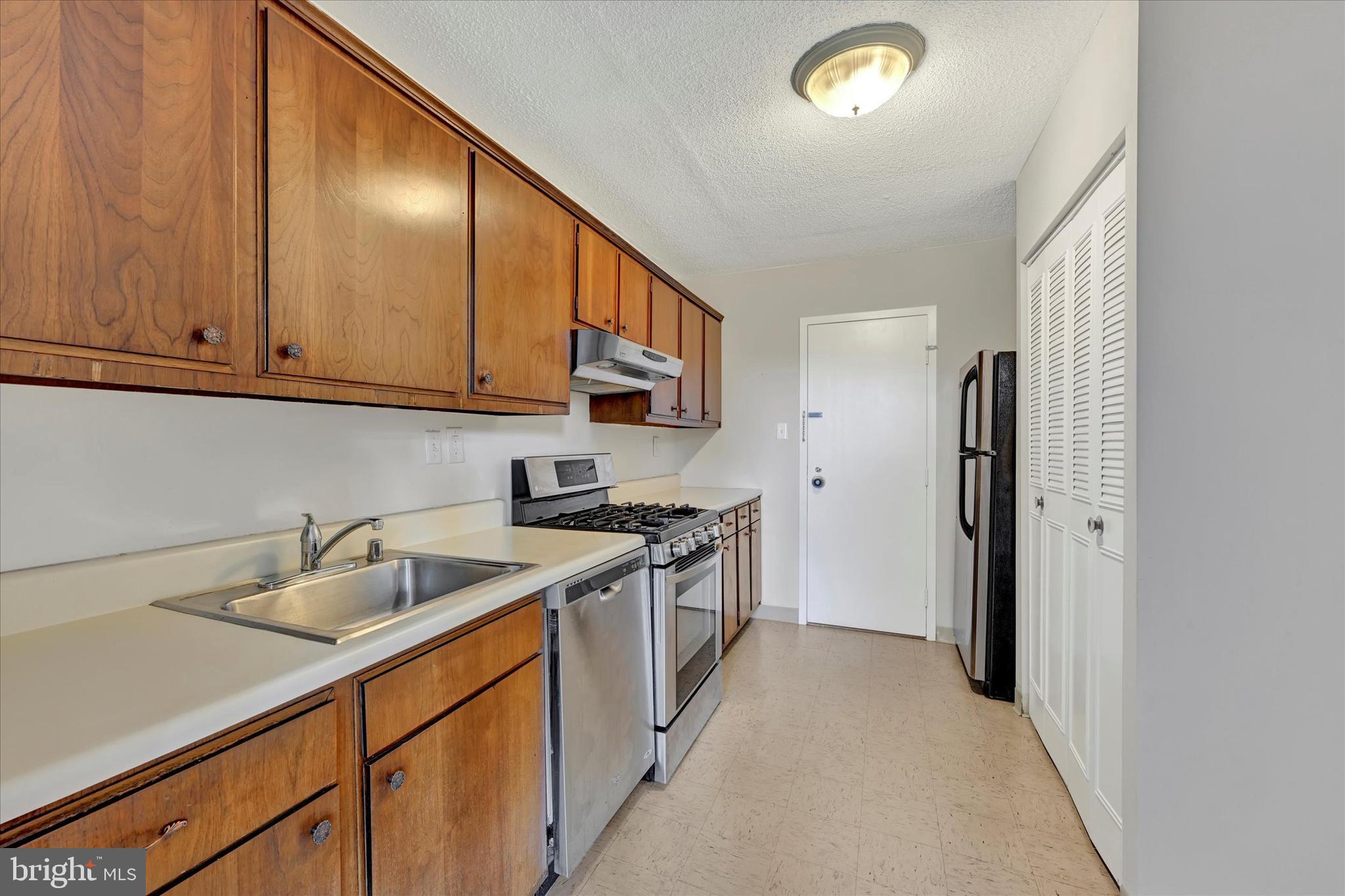 4401 Roland Avenue, Unit 312 Baltimore, MD 21210 - Photo 12 of 20