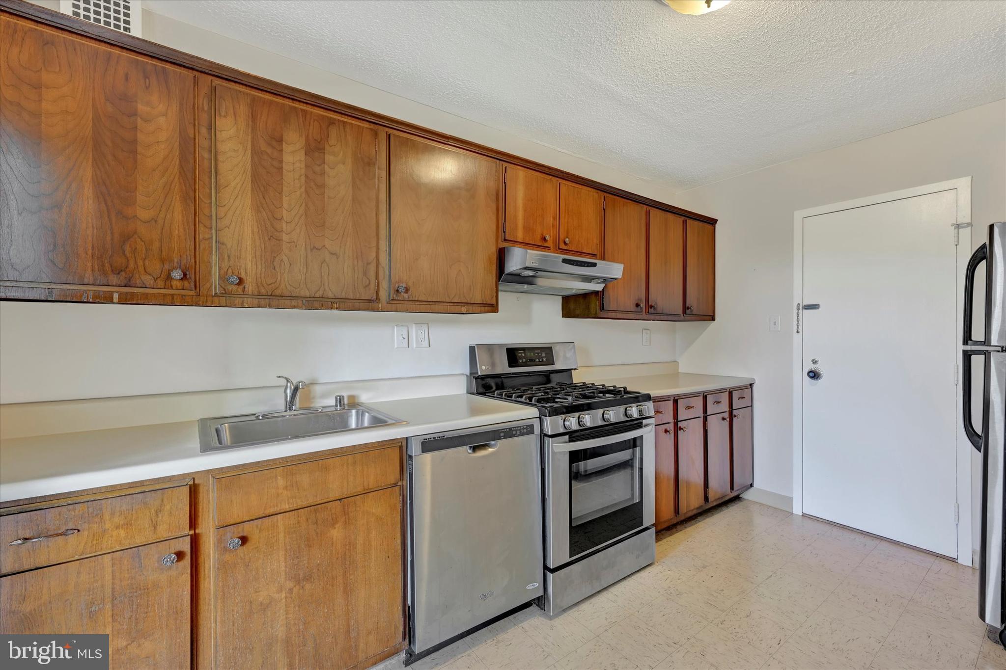 4401 Roland Avenue, Unit 312 Baltimore, MD 21210 - Photo 13 of 20