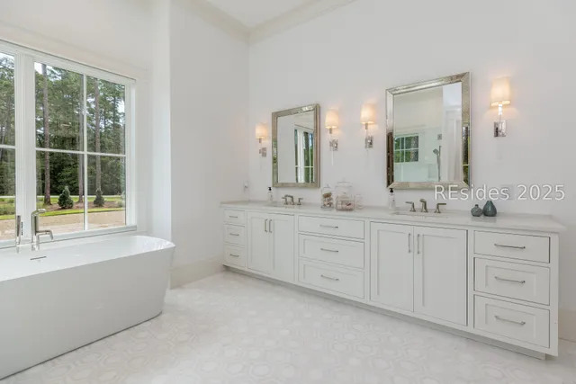 $5,195,000 | 68 Gallavant Road, Bluffton, SC 29910