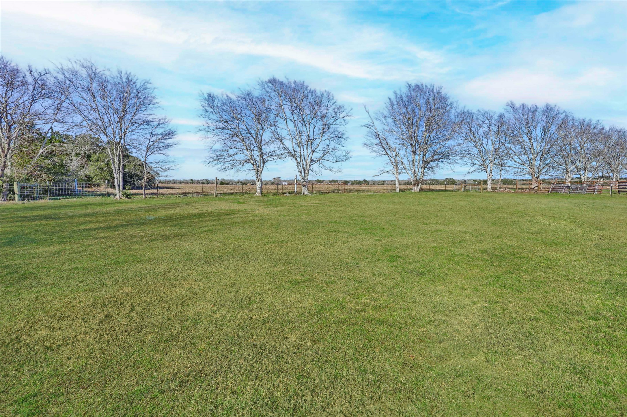 1055 County Road Weimar, TX 78962 - Photo 30 of 35 Gallery Image 30