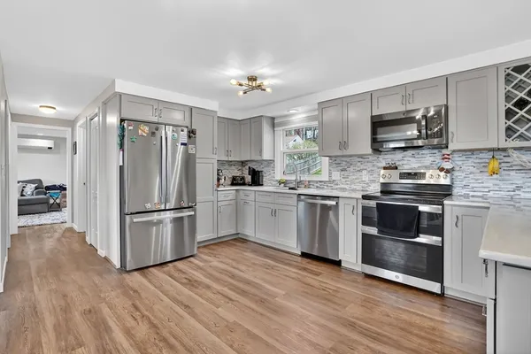 $449,900 | 23 Susan Drive, Westfield, MA 01085