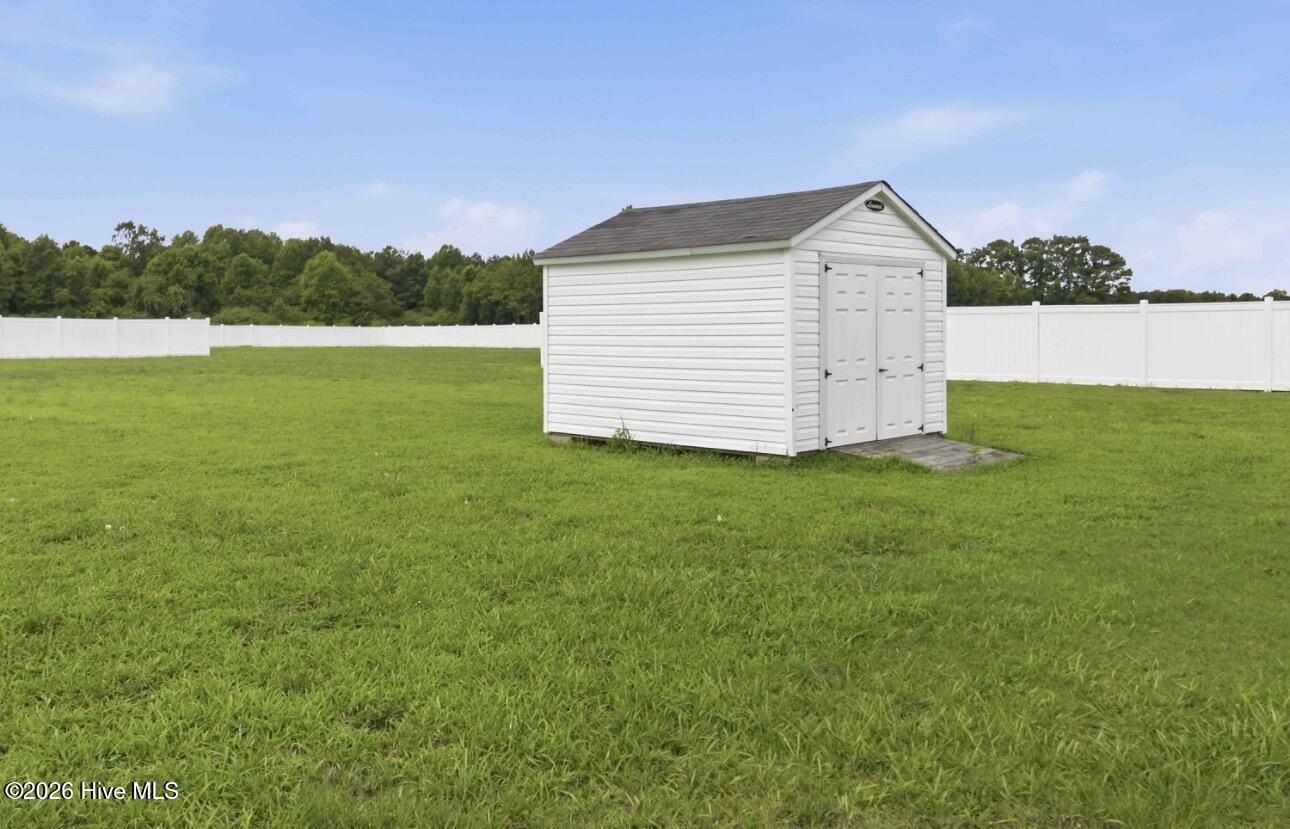 6134 Old Stantonsburg Road Wilson, NC 27893 - Photo 5 of 33