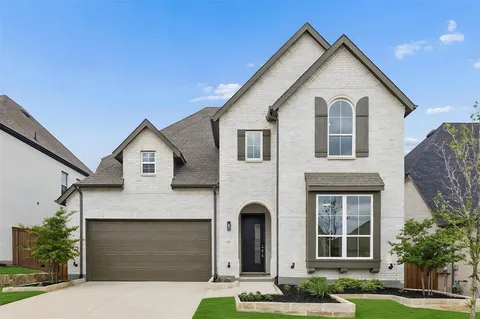 $639,900 | 1729 Boxwood Row Drive, Aubrey, TX 76227