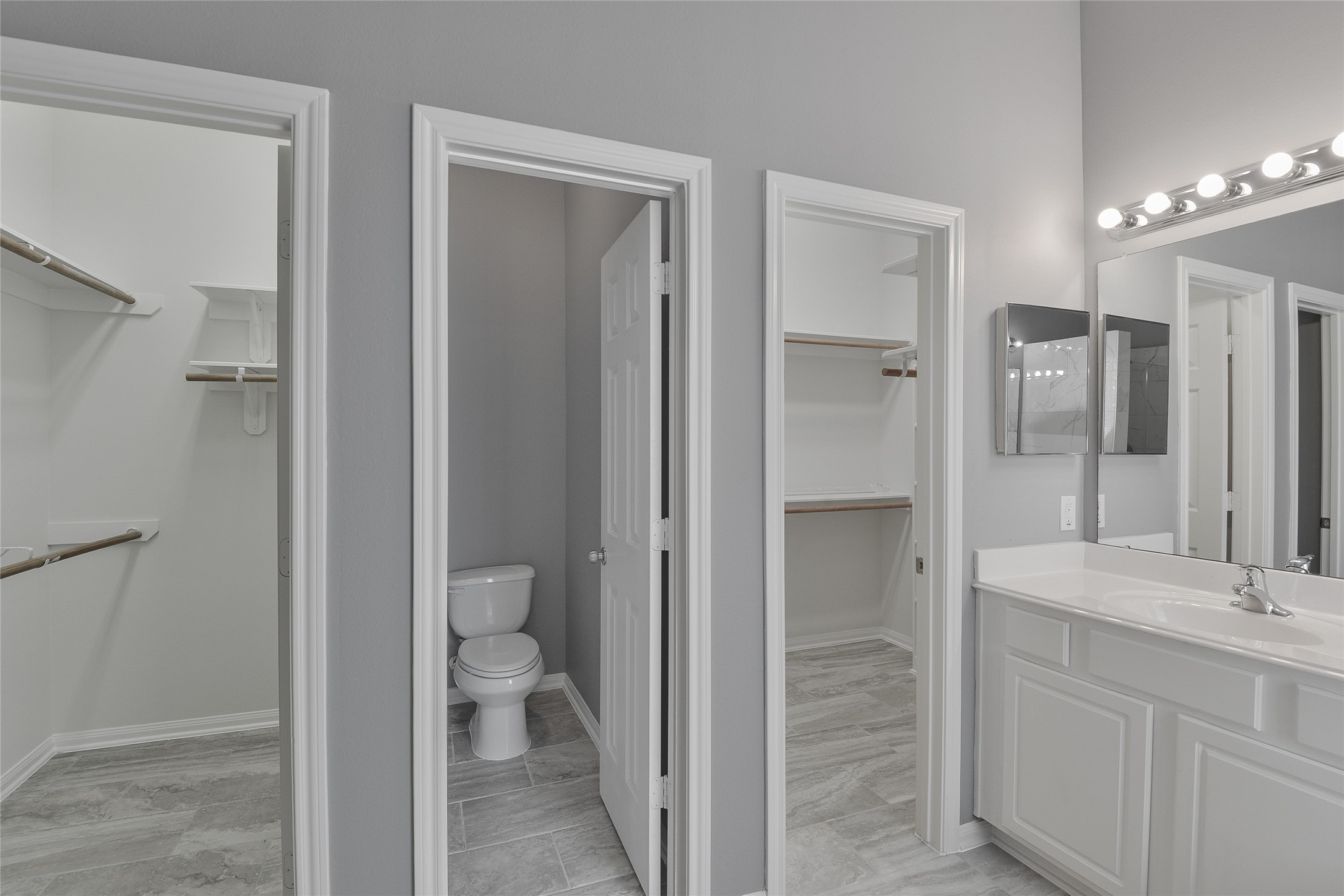 18411 Atasca Wds Trace Humble, TX 77346 - Photo 24 of 39 a bathroom with a sink and a mirror