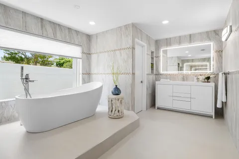 $1,995,000 | 654 Pine Lake Drive, Delray Beach, FL 33445