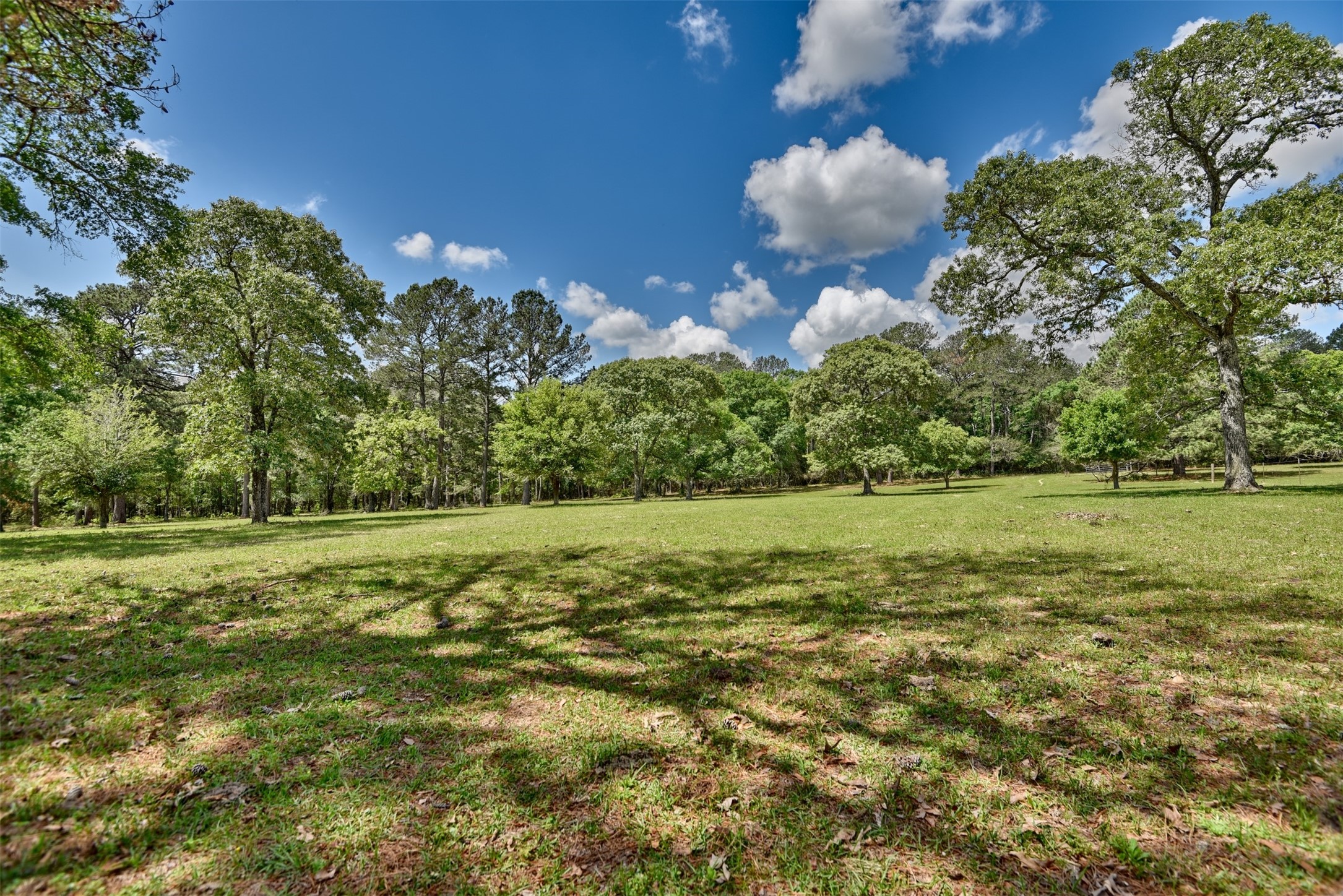 32023 Courtney Road Navasota, TX 77868 - Photo 27 of 37 a view of a building
