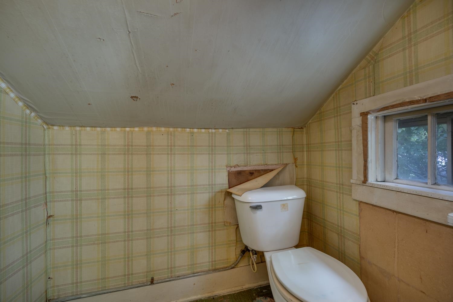1872 Fayette Avenue Beloit, WI 53511 - Photo 18 of 28