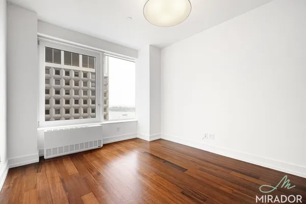 $6,300 | 2 Water Street, Unit 9F | Financial District