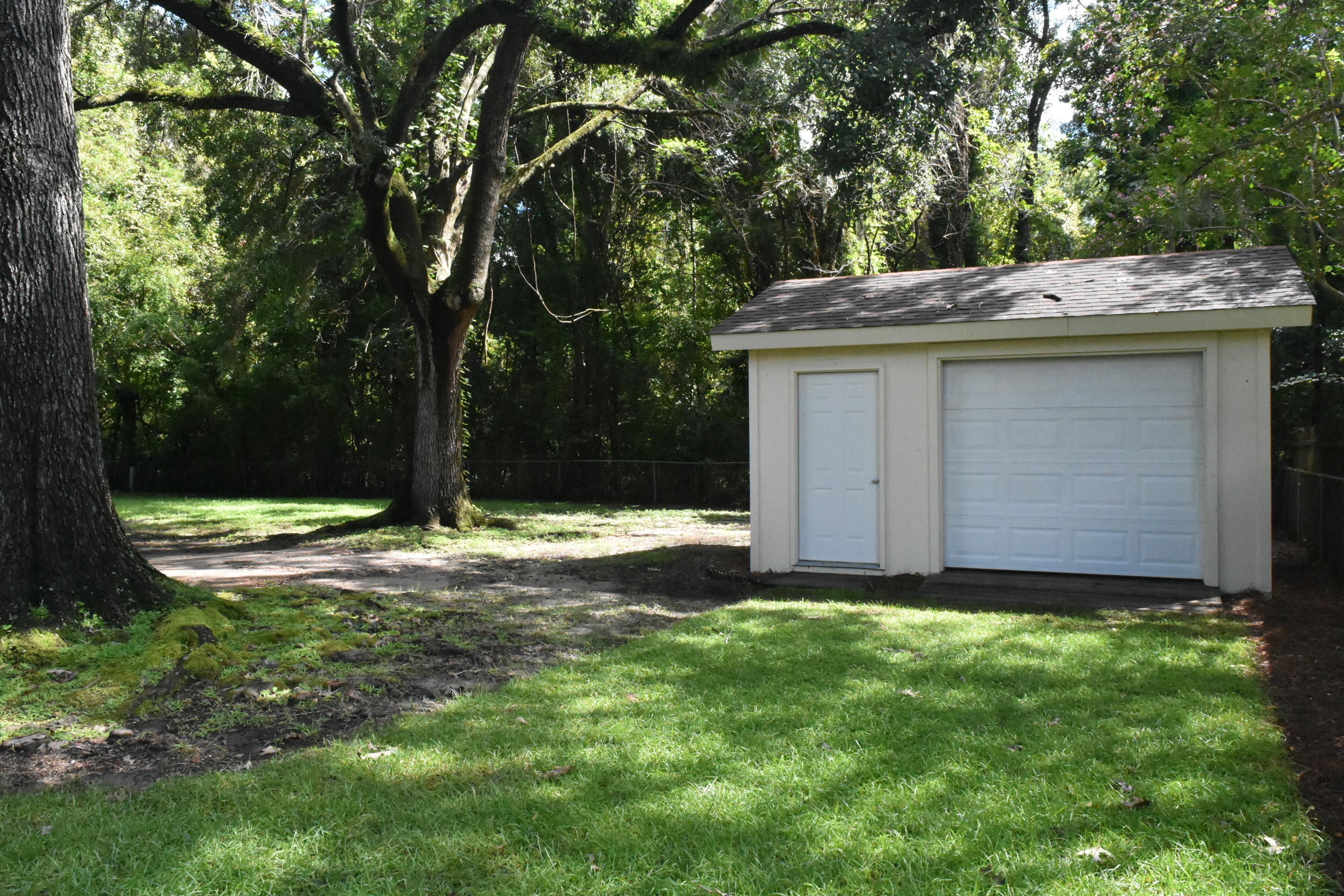 360 Oxford Road Ladson, SC 29456 - Photo 15 of 19 360 Oxford Rd