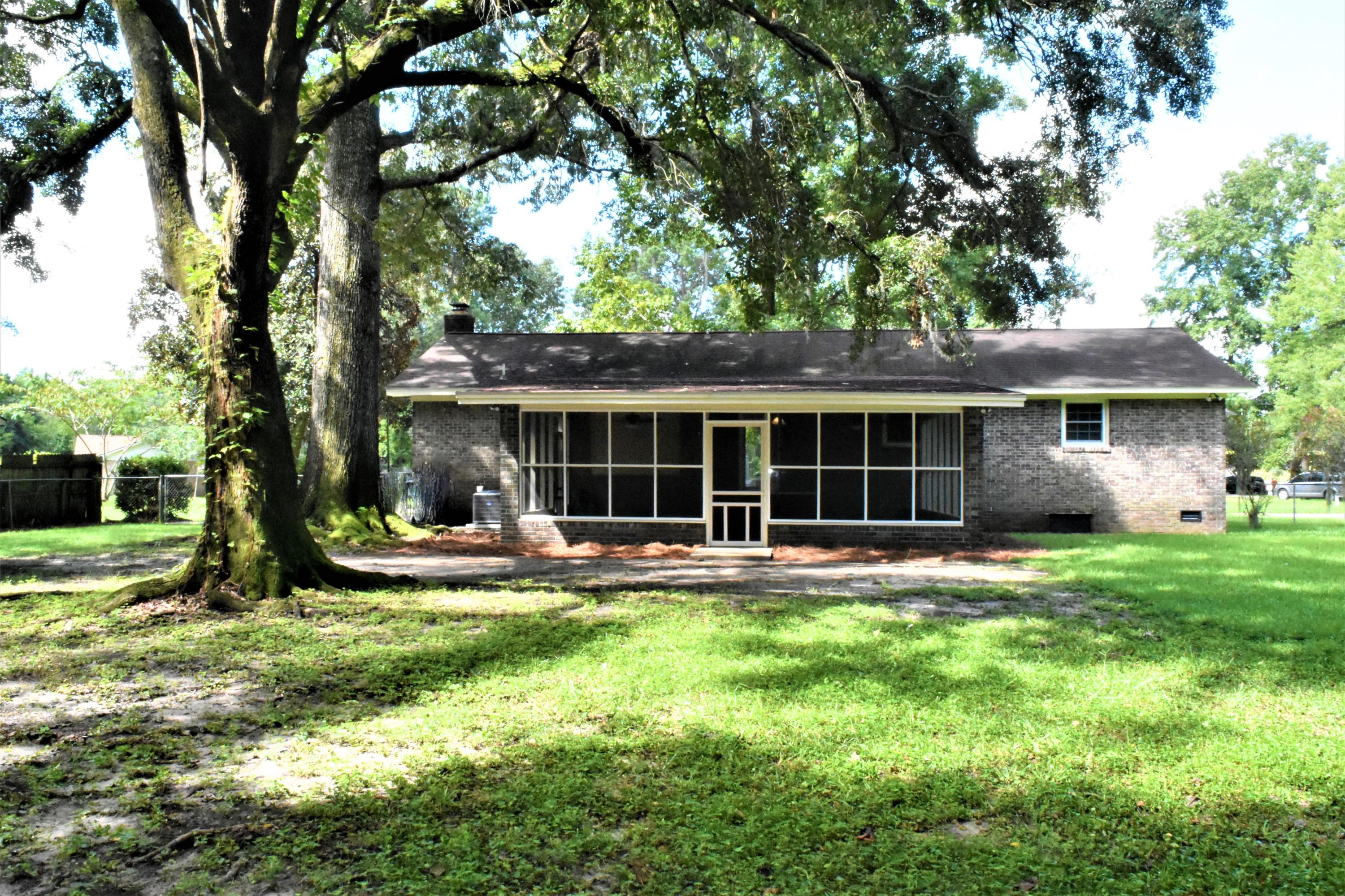 360 Oxford Road Ladson, SC 29456 - Photo 17 of 19 360 Oxford Rd