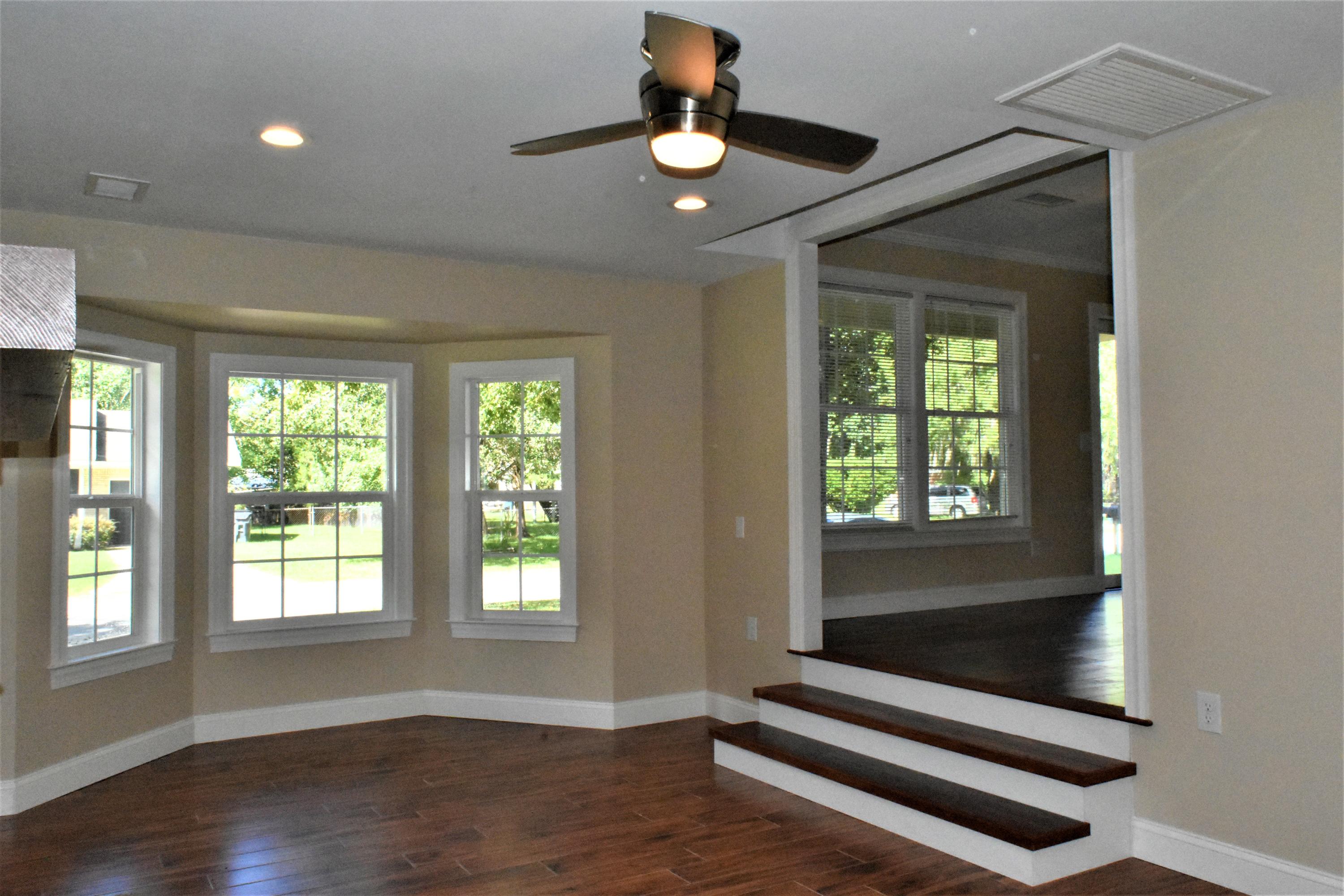 360 Oxford Road Ladson, SC 29456 - Photo 9 of 19 Family Room/Den/Living Rm
