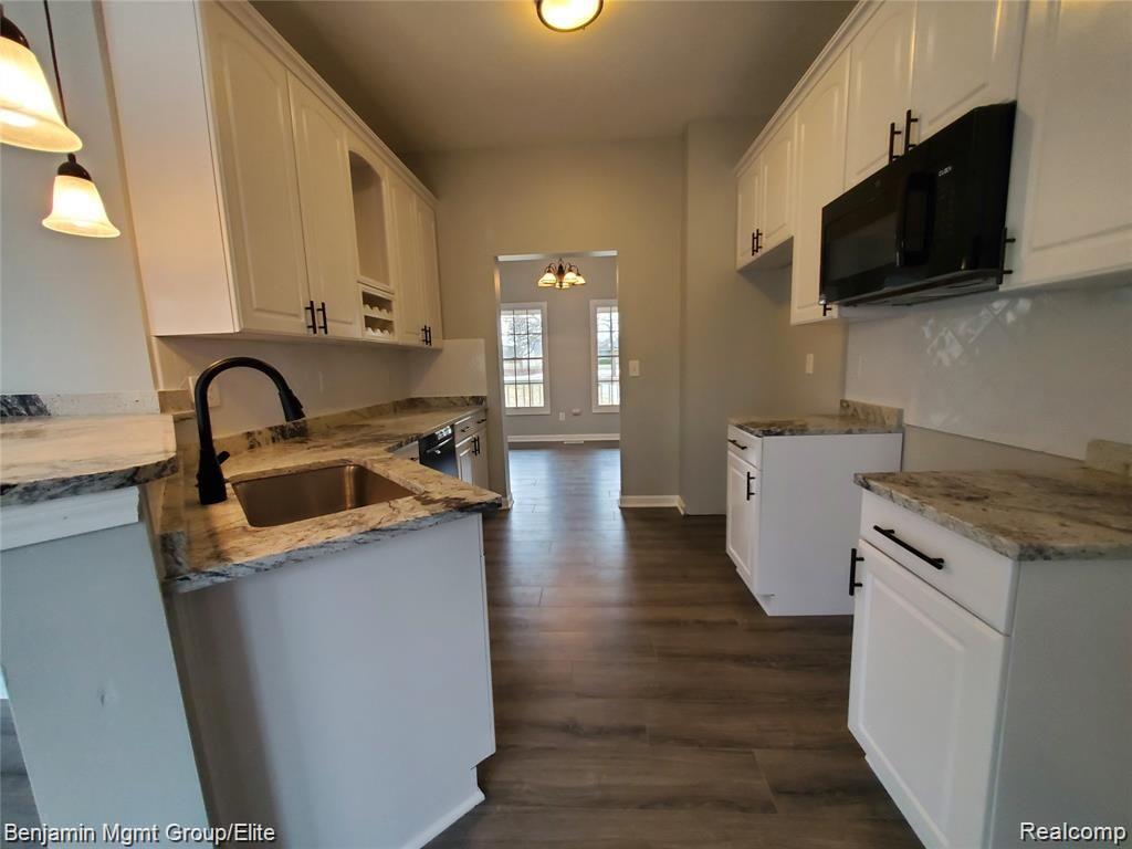 3486 West Sutton Road Lapeer, MI 48446 - Photo 3 of 9