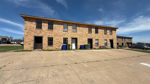 $1,199 | 8108 Foxfire Lane, Unit B, White Settlement, TX 76108