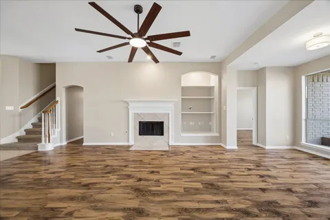 $450,000 | 3211 Chappelwood Drive, Pearland, TX 77584