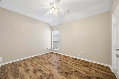 $450,000 | 3211 Chappelwood Drive, Pearland, TX 77584