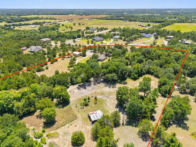 $950,000 | 335 County Road 4524, Whitewright, TX 75491
