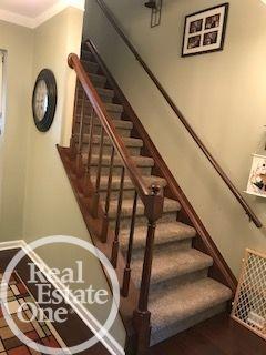 2050 Hampton Road Grosse Pointe, MI 48236 - Photo 5 of 27 31324999-4.JPG