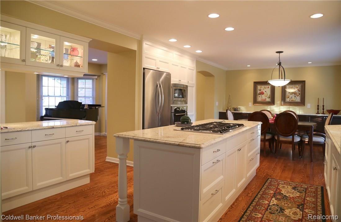 42507 Waterfall Road Northville, MI 48168 - Photo 16 of 36 30.jpg