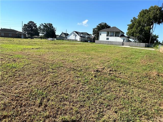 2000 Benjamin Street Arabi, LA 70032 - Photo 5 of 6