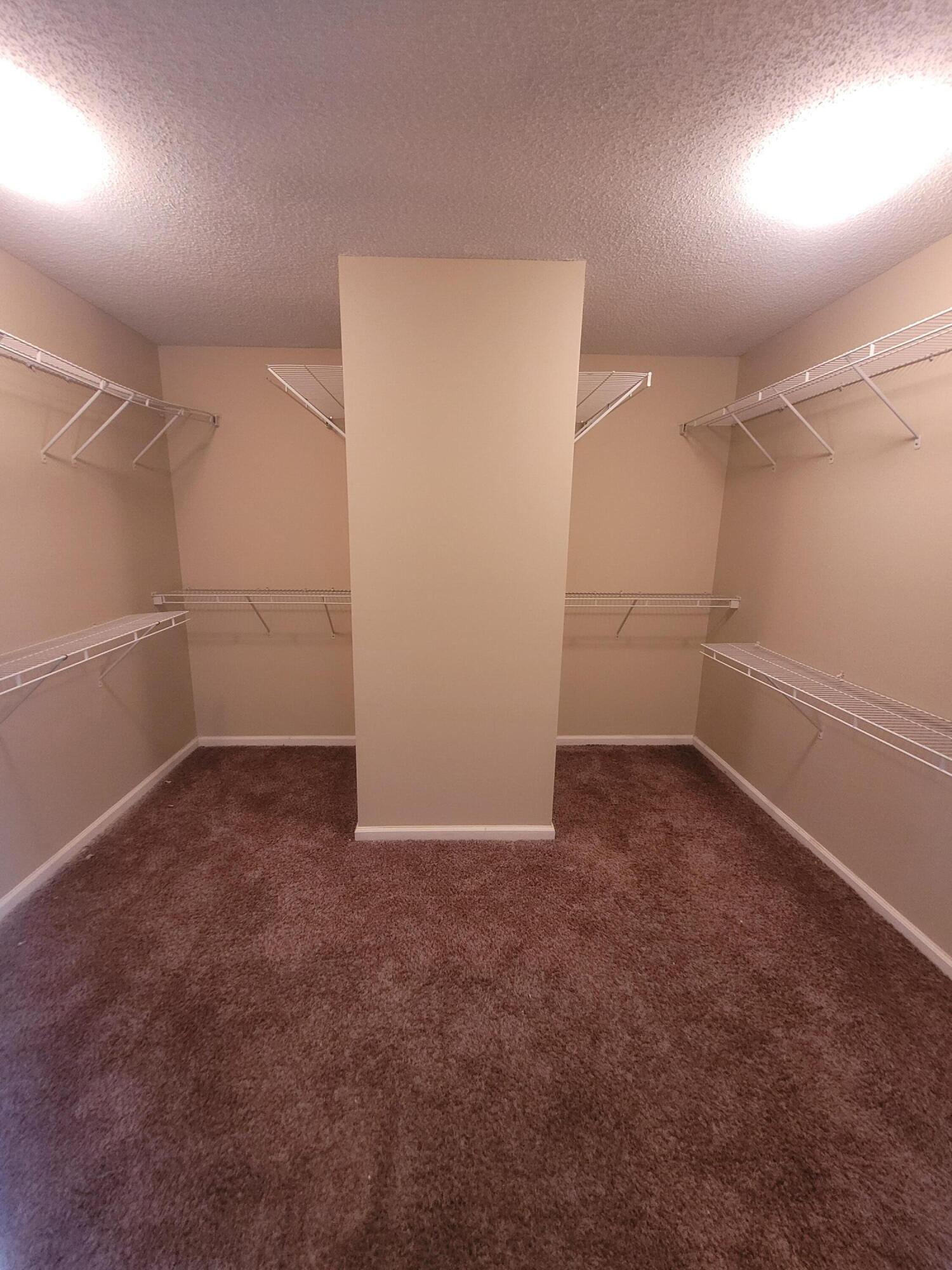 105 Rundle Lane Summerville, SC 29483 - Photo 8 of 20 20240918_131618