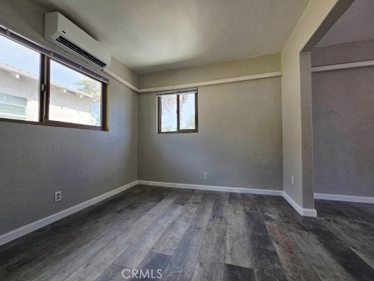 3643 Brockton Avenue, Unit I Riverside, CA 92501 - Photo 5 of 7