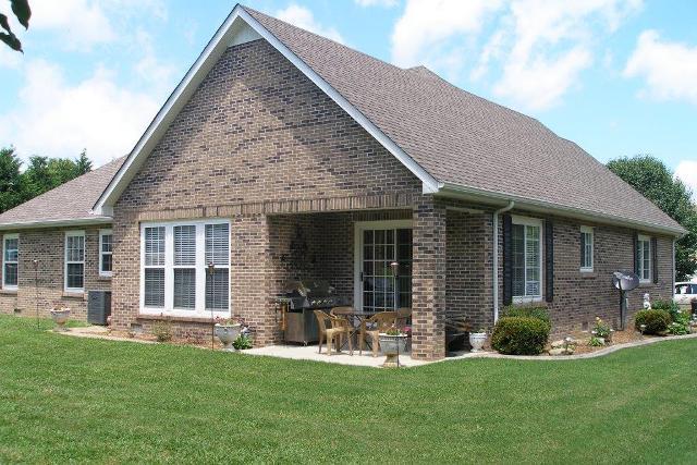 207 Riva Lake Road Winchester, TN 37398 - Photo 20 of 20 Closer look at the patio area