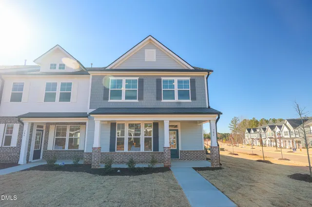 $419,875 | 702 Winton Way, Unit 552, Youngsville, NC 27596