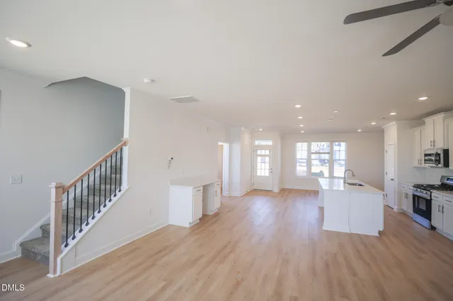 $419,875 | 702 Winton Way, Unit 552, Youngsville, NC 27596