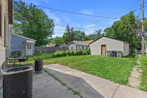 $129,900 | 3118 West Fairmount Avenue, Milwaukee, WI 53209