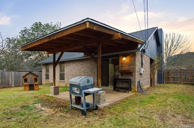 $369,900 | 13802 Blenhein Ridge, San Antonio, TX 78231