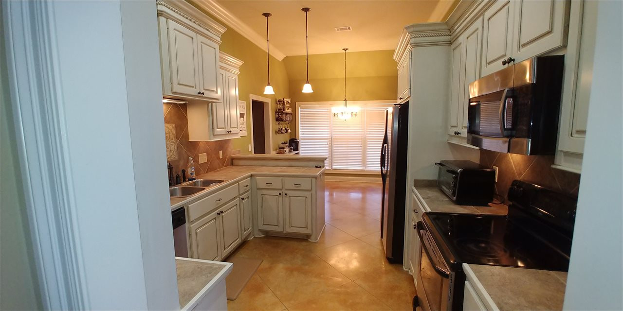 176 Copper Ridge Lane Florence, MS 39073 - Photo 9 of 19 Photo 9