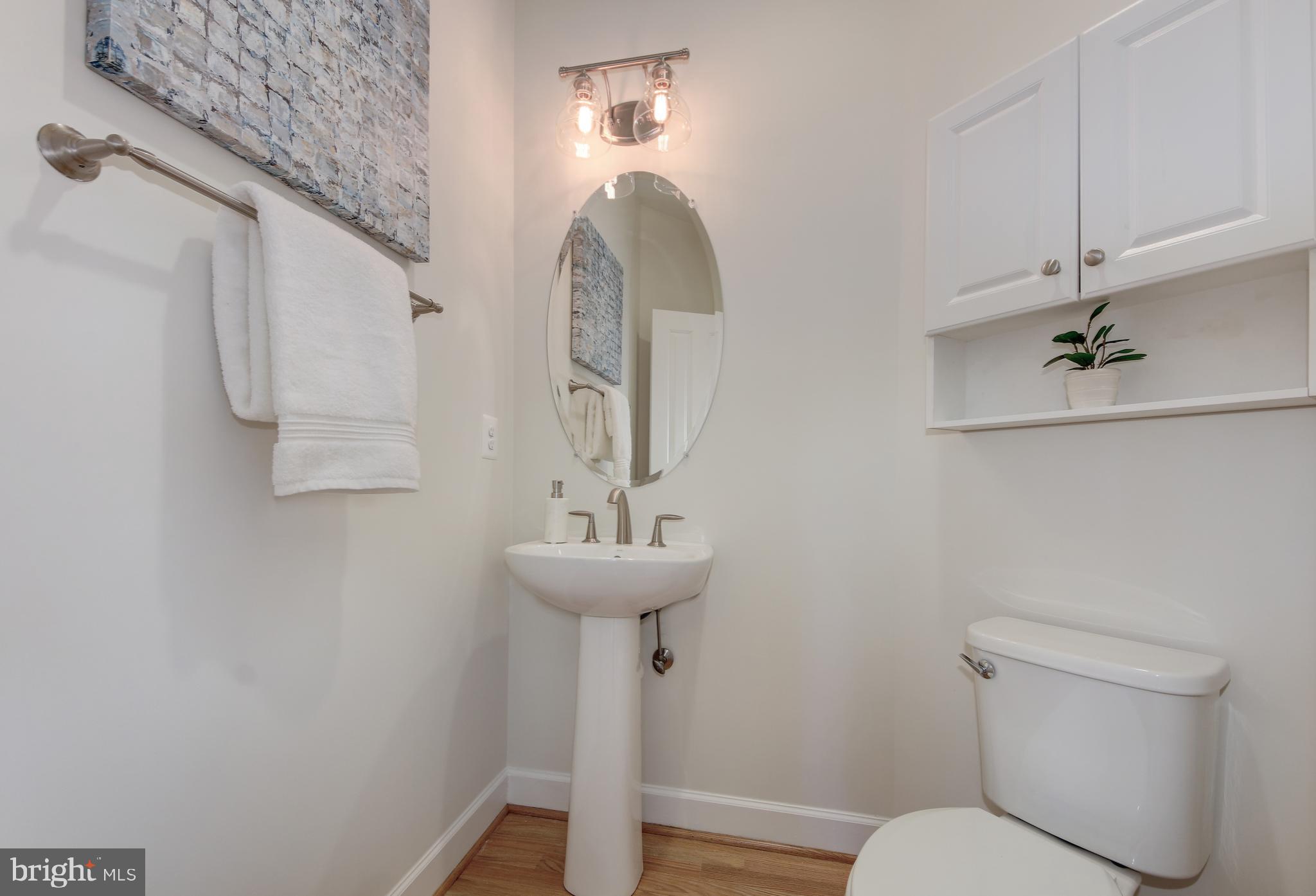 2002 Griffith Road Falls Church, VA 22043 - Photo 13 of 62 Powder room located on main level