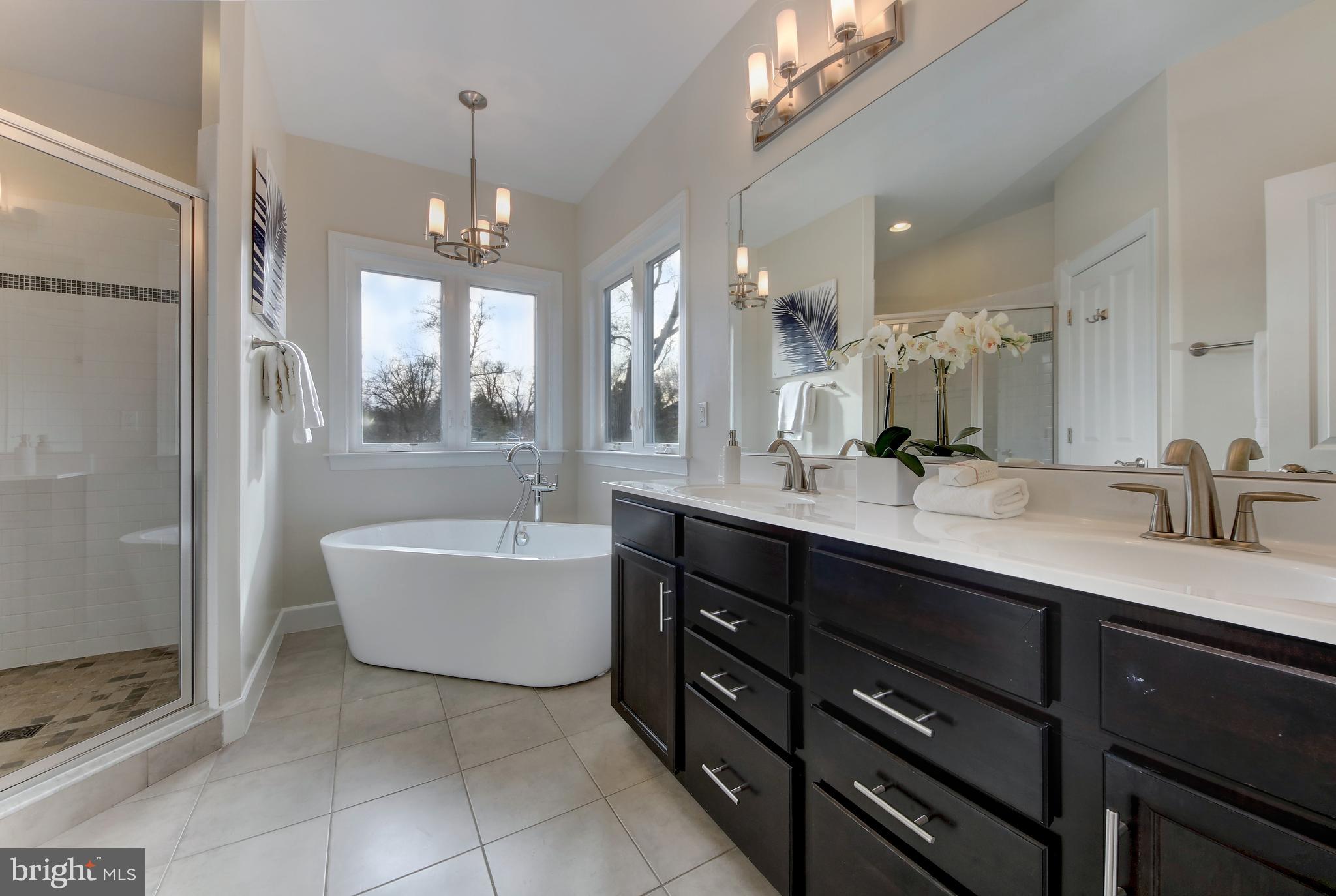 2002 Griffith Road Falls Church, VA 22043 - Photo 18 of 62 Primary bathroom with soaking tub!