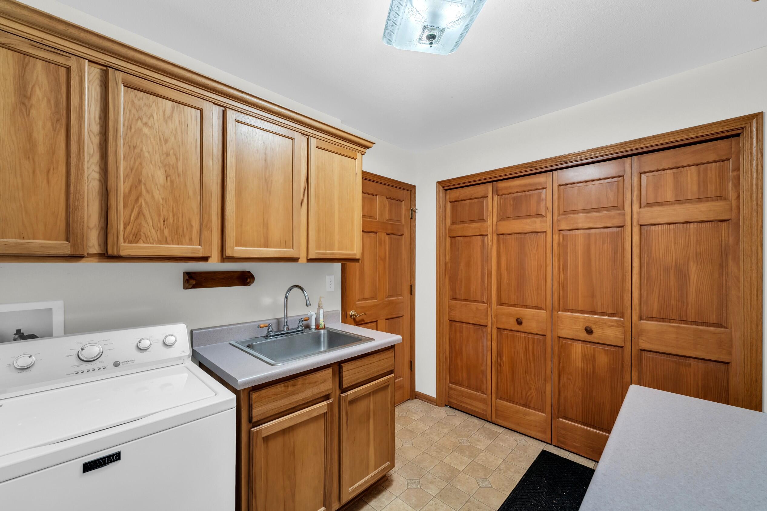 3907 South 108th Street Raymond, WI 53126 - Photo 22 of 90 Photo (22)