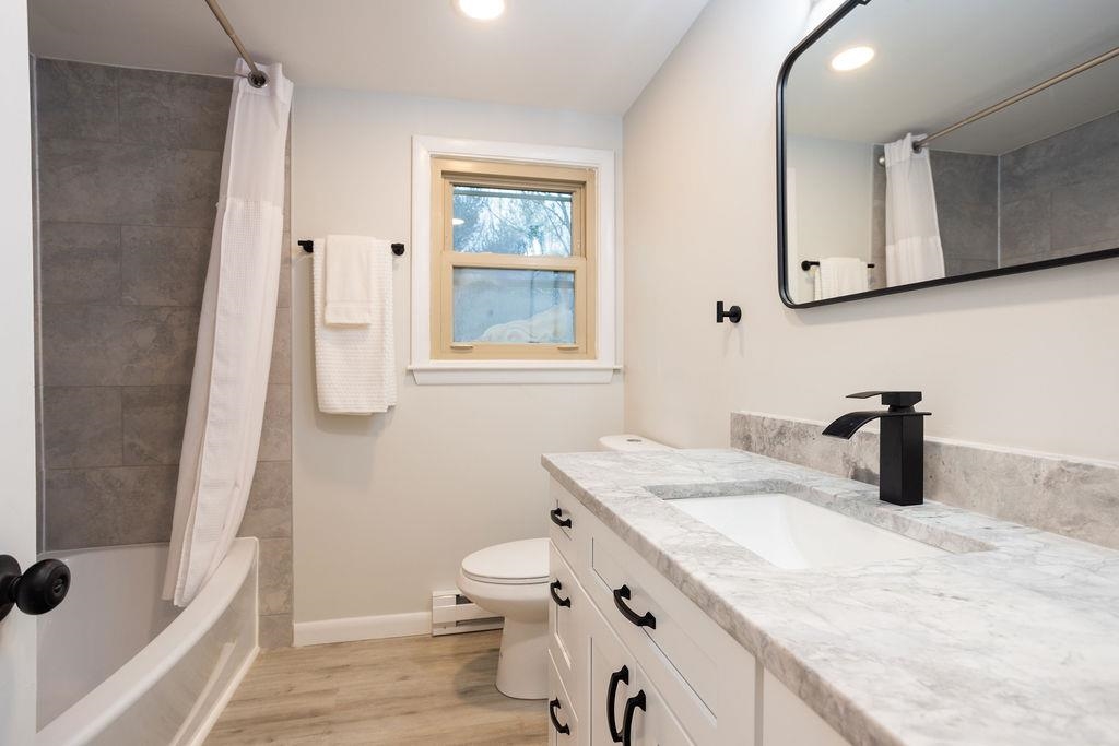 85 Maple Street Somersworth, NH 03878 - Photo 16 of 38