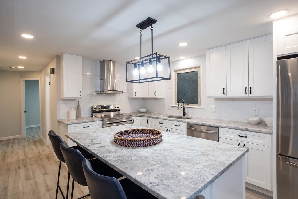 85 Maple Street Somersworth, NH 03878 - Photo 5 of 38