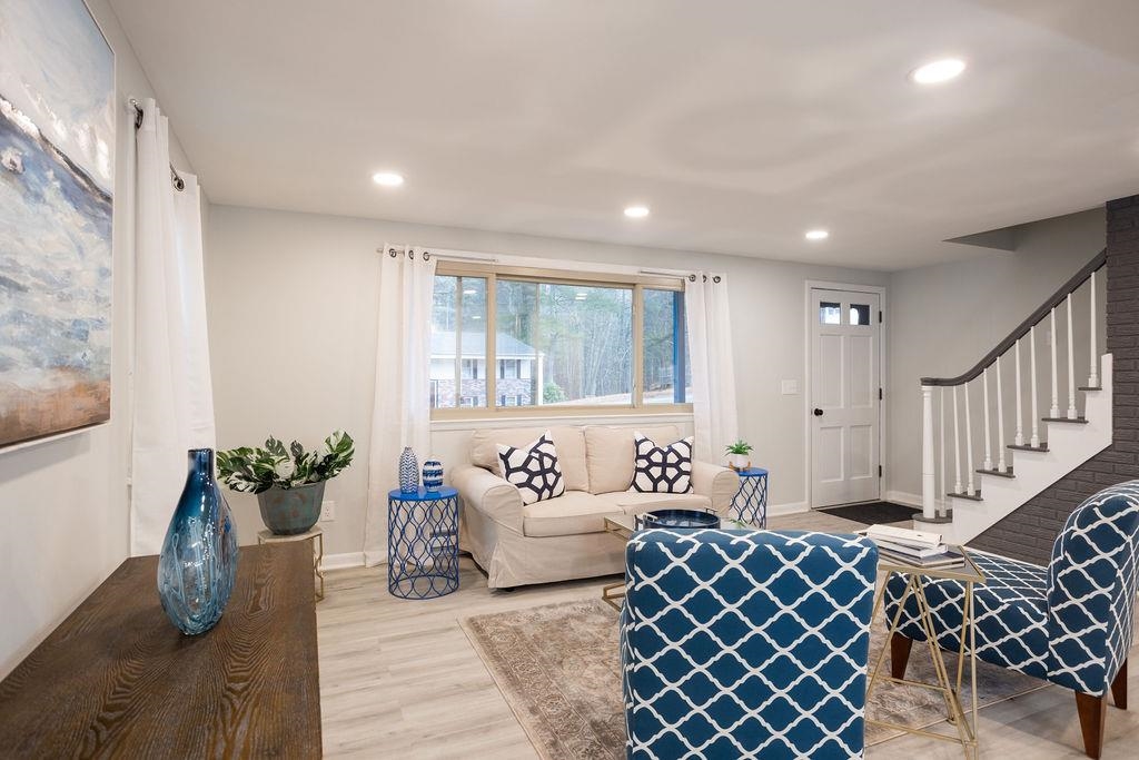 85 Maple Street Somersworth, NH 03878 - Photo 9 of 38