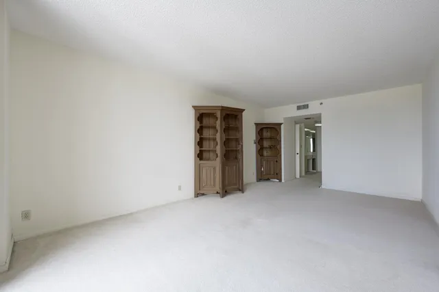 an empty room with closet