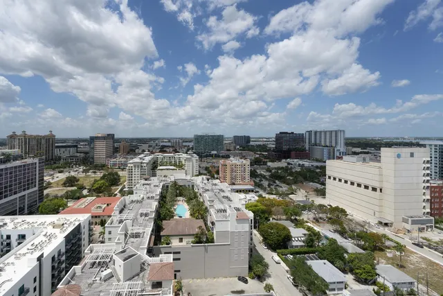 a picture of city view