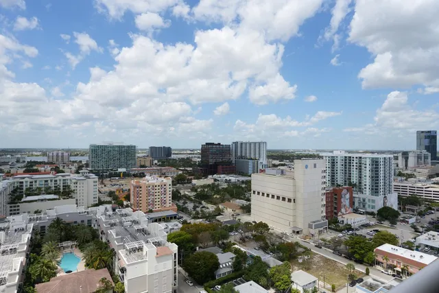 a picture of city view