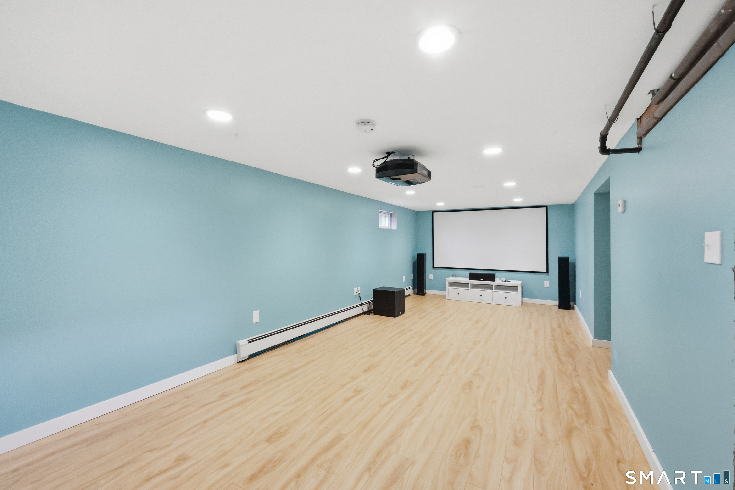 89 North Hoadley Street Naugatuck, CT 06770 - Photo 21 of 28 a view of a livingroom with a ceiling fan