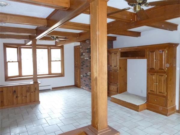 145 Shea Road West Brookfield, MA 01585 - Photo 7 of 11 a view of an entryway