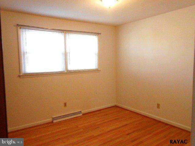2525 Cambridge Road York, PA 17402 - Photo 13 of 23 Gallery Image 13