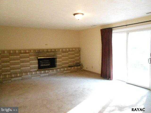 2525 Cambridge Road York, PA 17402 - Photo 17 of 23 Gallery Image 17