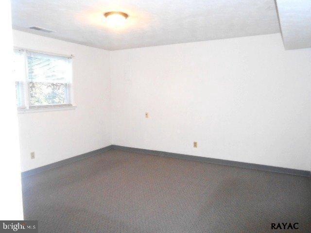 2525 Cambridge Road York, PA 17402 - Photo 19 of 23 Gallery Image 19